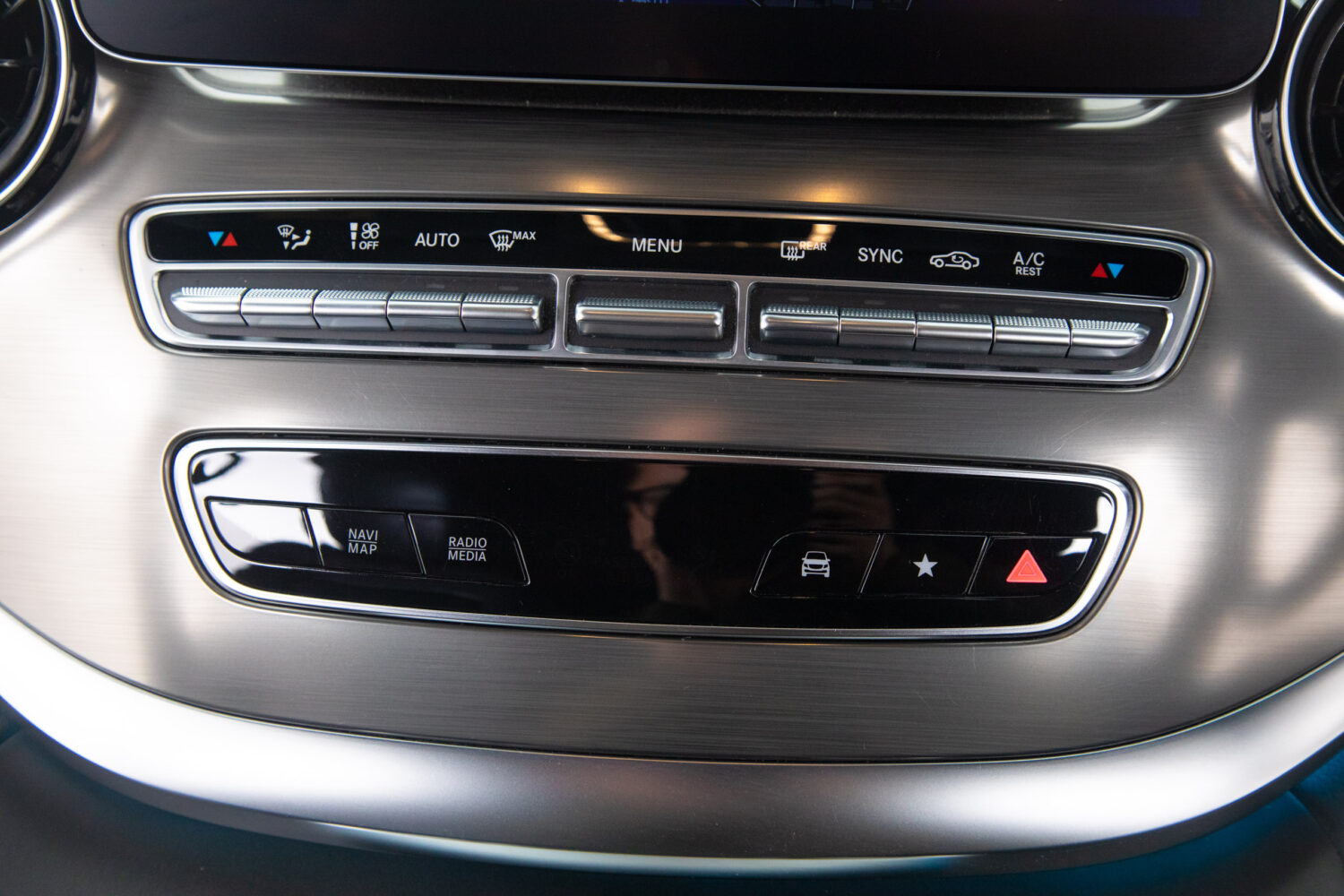 Vクラス V220 d エクスクルーシブ ロング プラチナスイート ディーゼルターボ