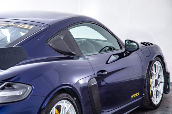 ポルシェ 718ケイマン GT4 RS PDK