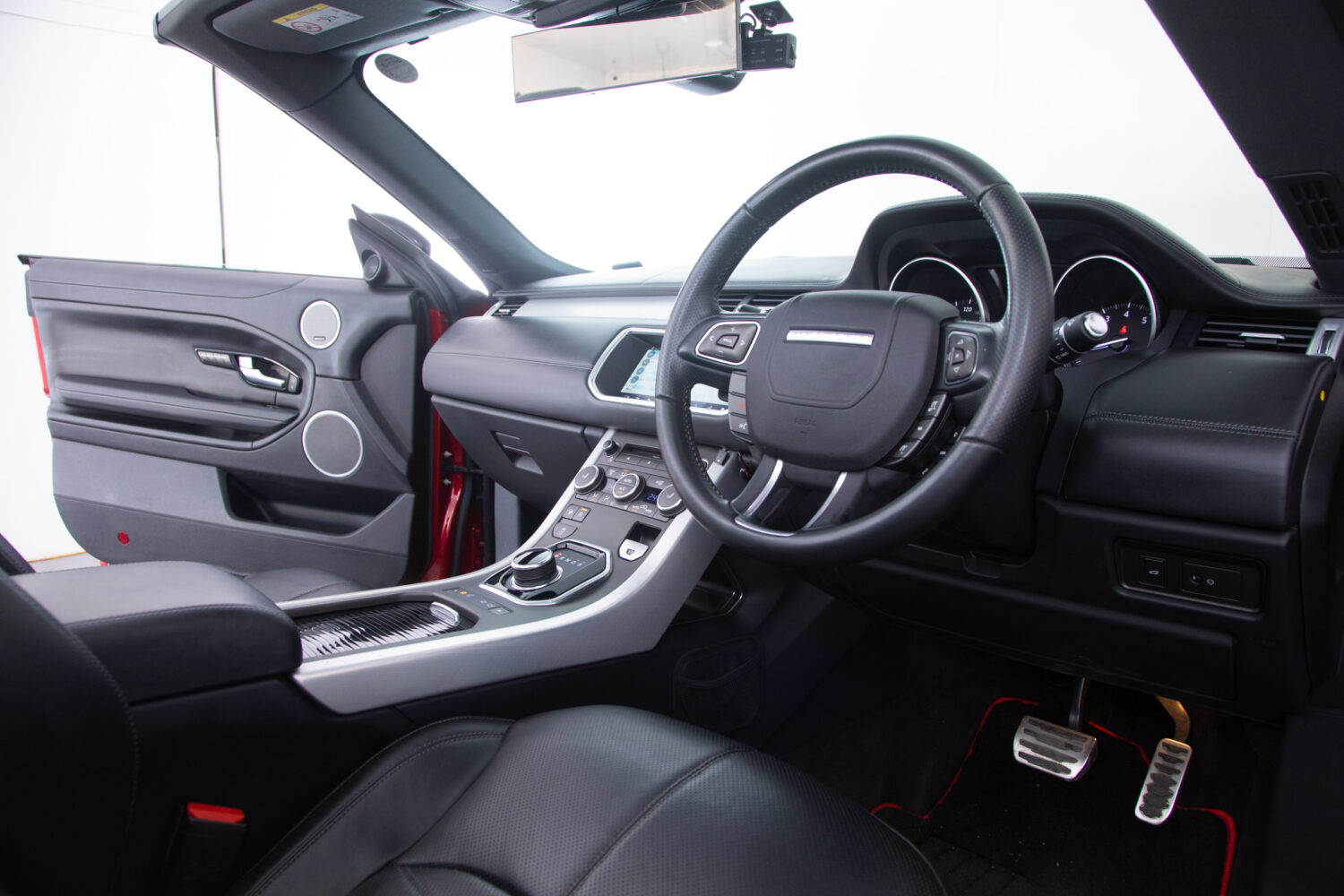 レンジローバーイヴォーク HSE ダイナミック 4WD