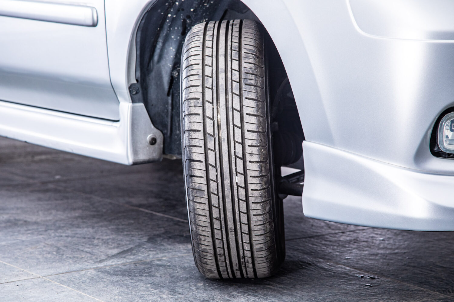 マツダ デミオ 1.5 アレッタ