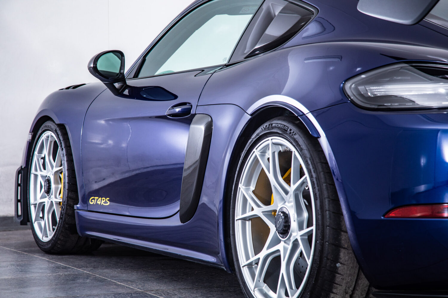 ポルシェ 718ケイマン GT4 RS PDK