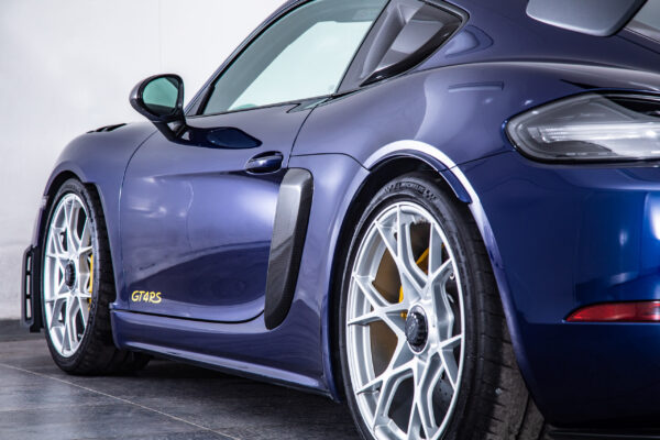 ポルシェ 718ケイマン GT4 RS PDK