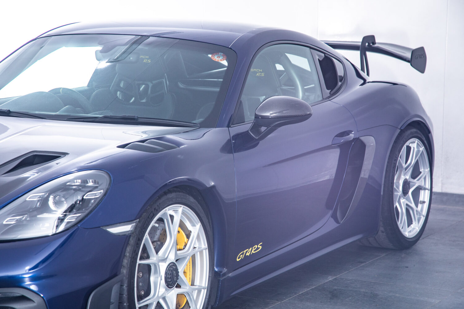 ポルシェ 718ケイマン GT4 RS PDK