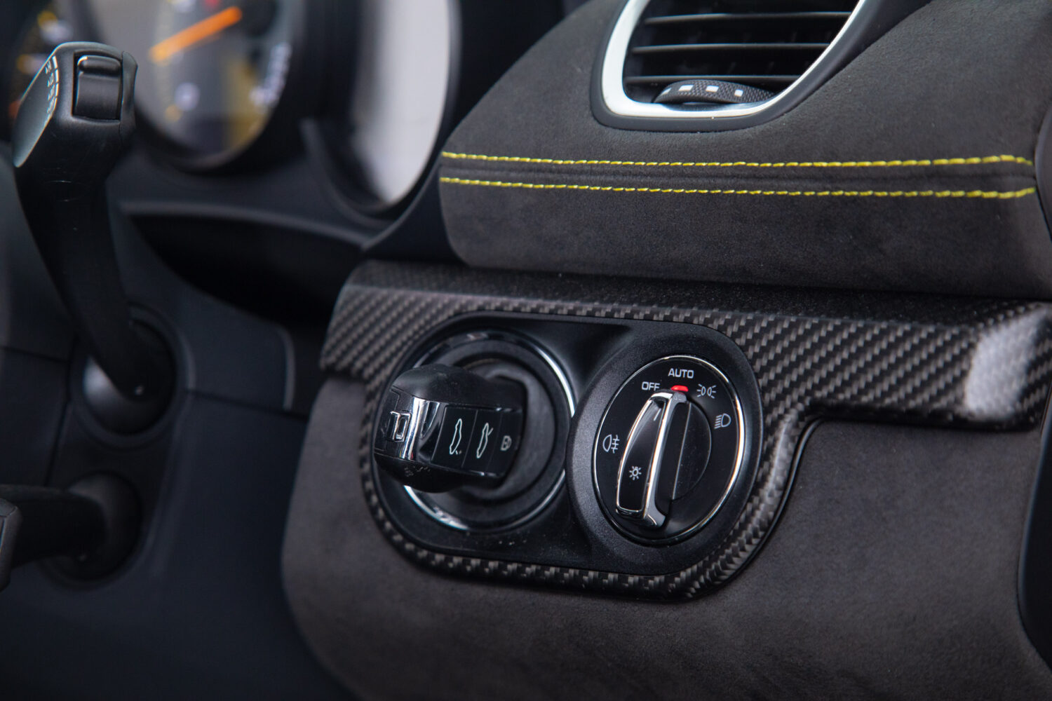 ポルシェ 718ケイマン GT4 RS PDK