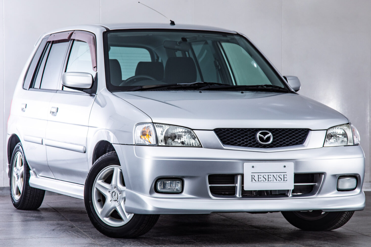 マツダ デミオ 1.5 アレッタ