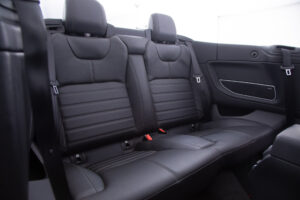 レンジローバーイヴォーク HSE ダイナミック 4WD