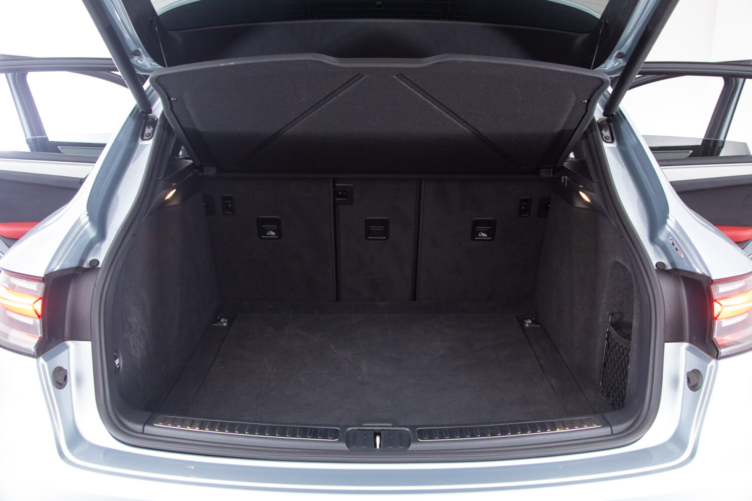 マカン S シュポルト エディション (パノラミック ルーフ システム装着車) PDK 4WD