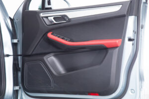 マカン S シュポルト エディション (パノラミック ルーフ システム装着車) PDK 4WD