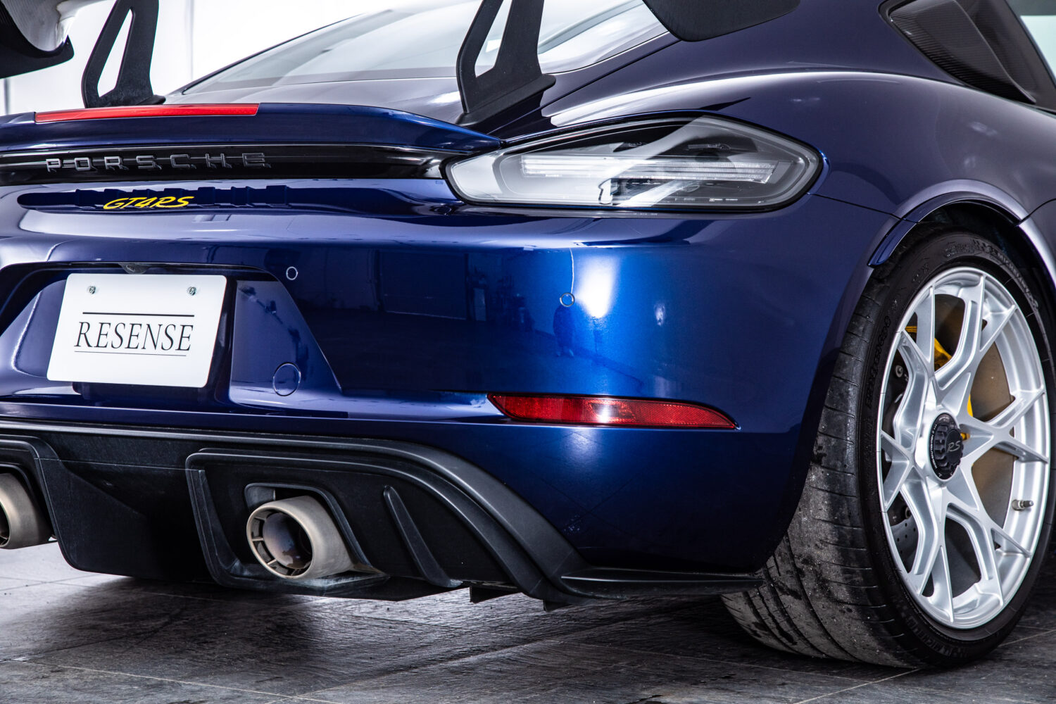 ポルシェ 718ケイマン GT4 RS PDK