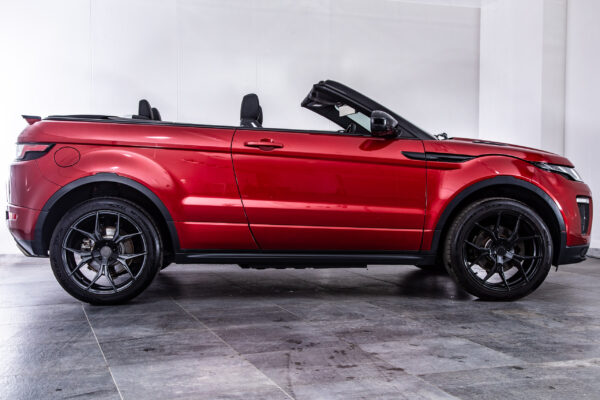 レンジローバーイヴォーク HSE ダイナミック 4WD