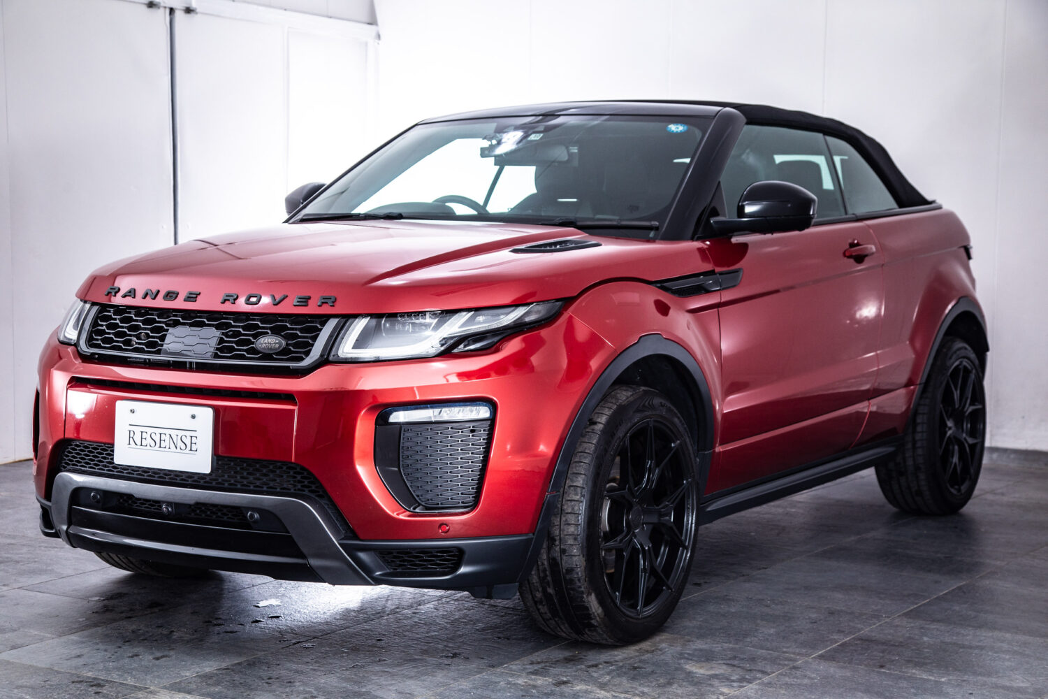 レンジローバーイヴォーク HSE ダイナミック 4WD