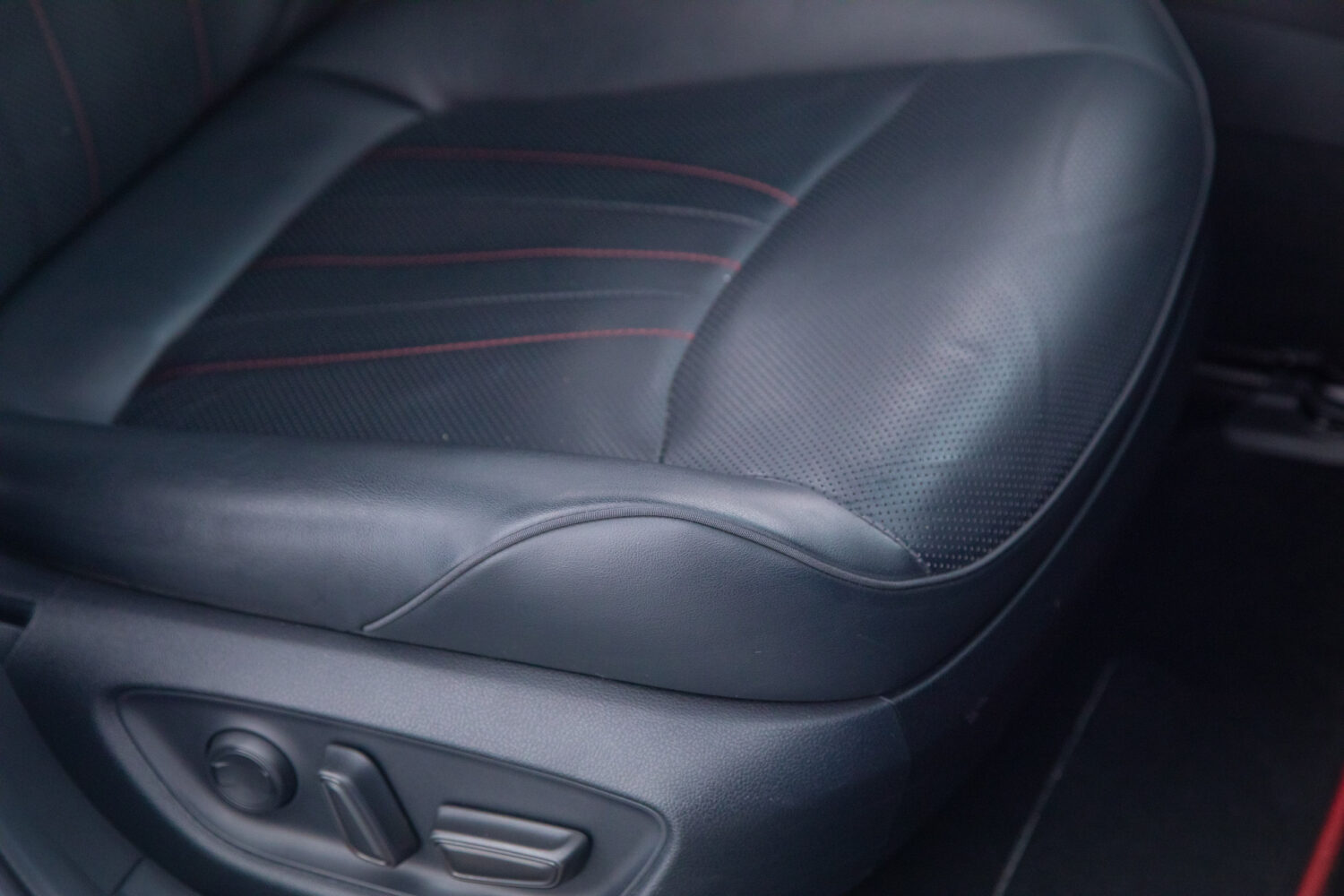 クラウン ハイブリッド 2.5 RS リミテッド