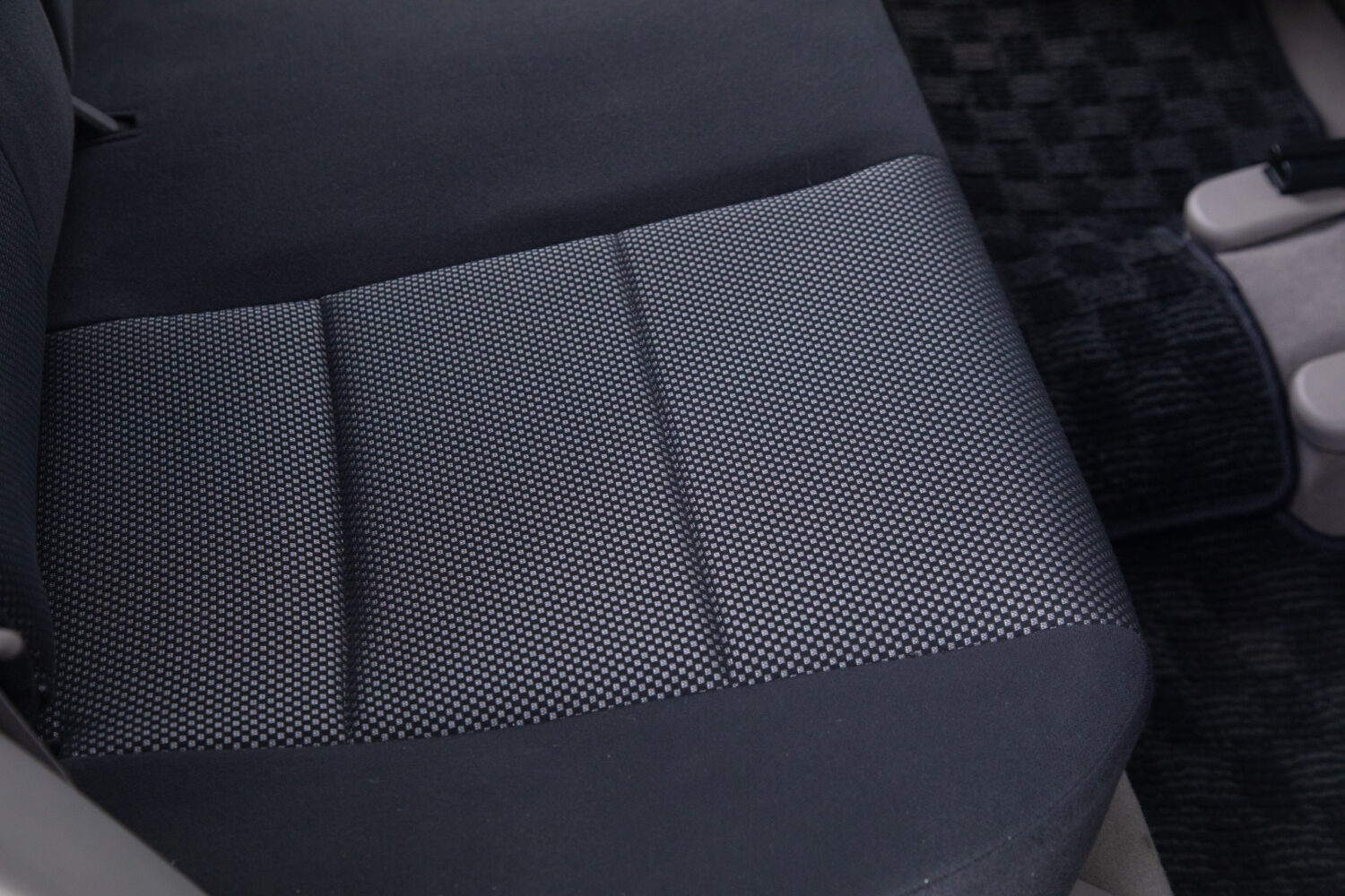 マツダ デミオ 1.5 アレッタ