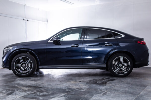 GLCクーペ 220d 4マチック コア (ISG) AMGラインパッケージ 4WD