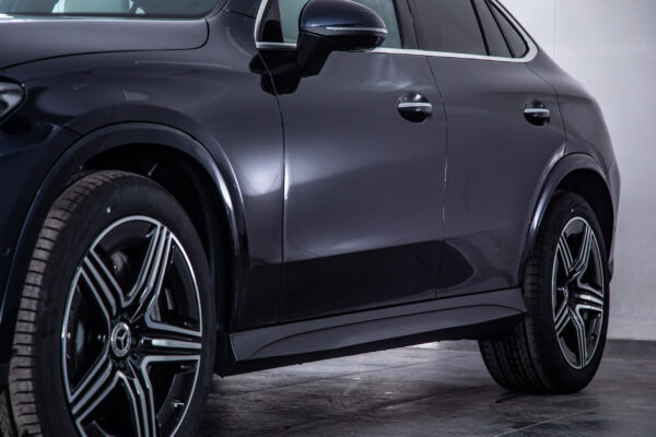 GLCクーペ 220d 4マチック コア (ISG) AMGラインパッケージ 4WD