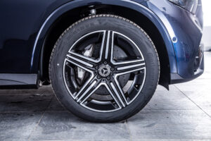 GLCクーペ 220d 4マチック コア (ISG) AMGラインパッケージ 4WD