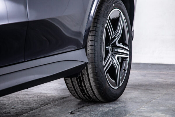 GLCクーペ 220d 4マチック コア (ISG) AMGラインパッケージ 4WD