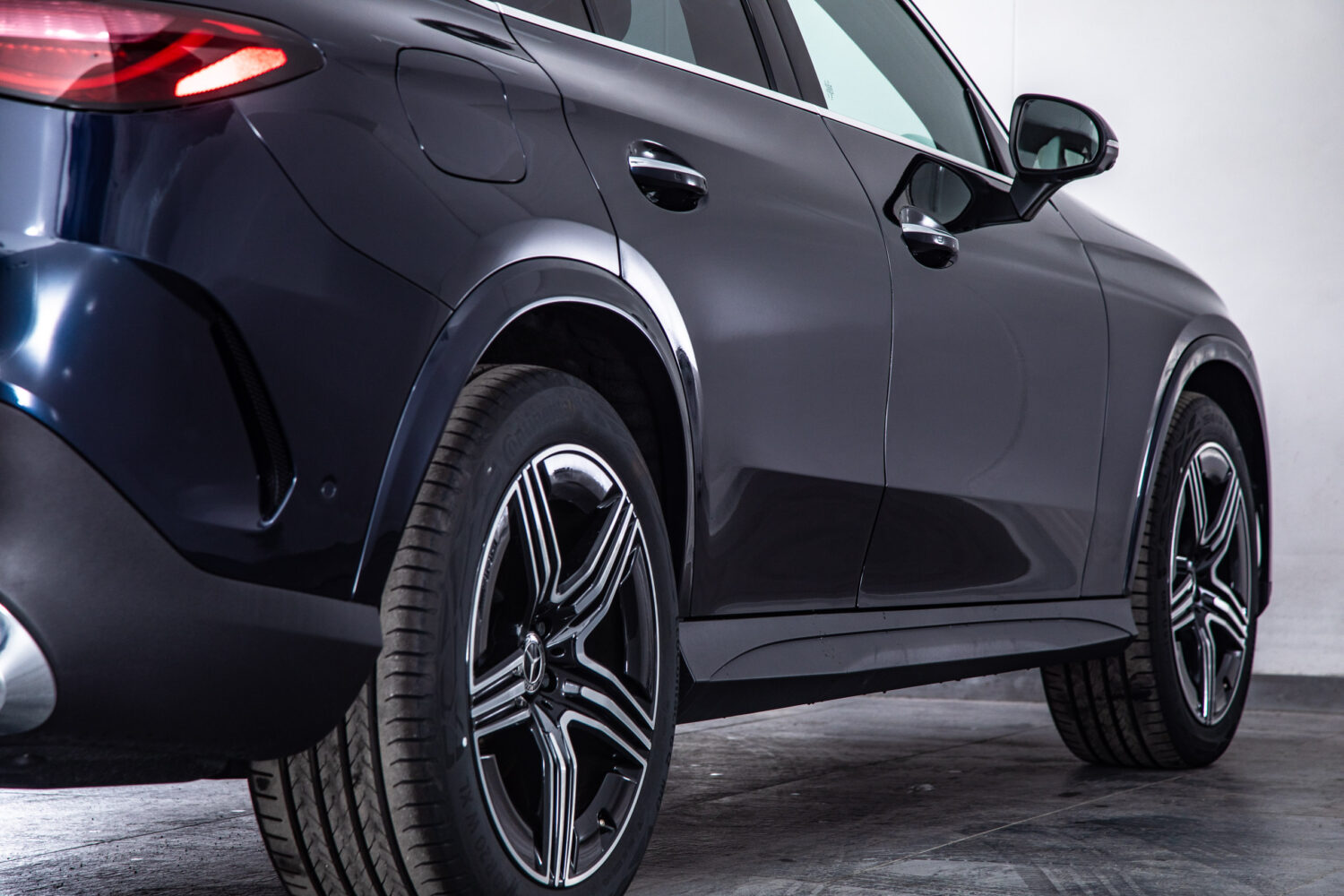 GLCクーペ 220d 4マチック コア (ISG) AMGラインパッケージ 4WD