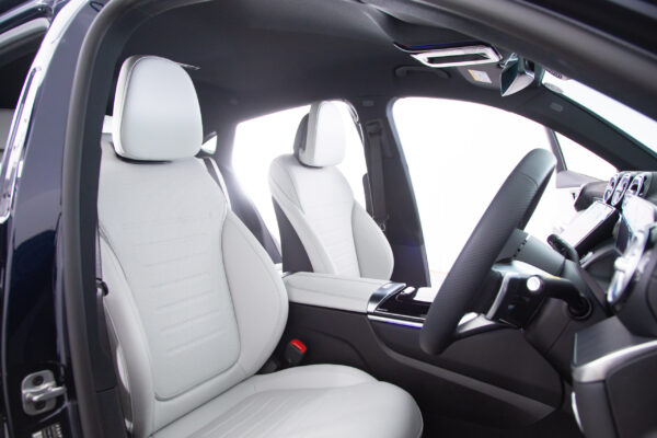 GLCクーペ 220d 4マチック コア (ISG) AMGラインパッケージ 4WD