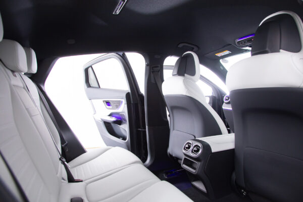 GLCクーペ 220d 4マチック コア (ISG) AMGラインパッケージ 4WD