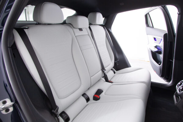 GLCクーペ 220d 4マチック コア (ISG) AMGラインパッケージ 4WD