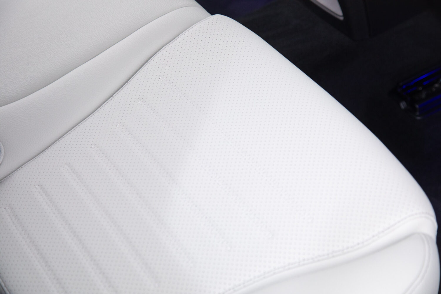 GLCクーペ 220d 4マチック コア (ISG) AMGラインパッケージ 4WD