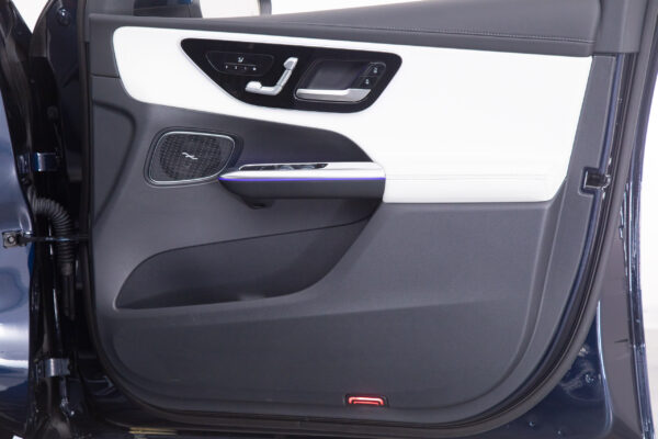 GLCクーペ 220d 4マチック コア (ISG) AMGラインパッケージ 4WD