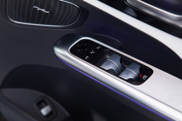 GLCクーペ 220d 4マチック コア (ISG) AMGラインパッケージ 4WD