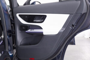 GLCクーペ 220d 4マチック コア (ISG) AMGラインパッケージ 4WD