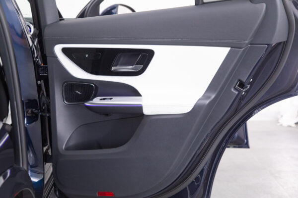 GLCクーペ 220d 4マチック コア (ISG) AMGラインパッケージ 4WD