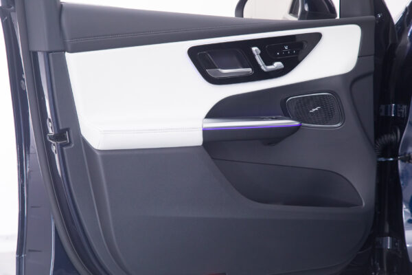 GLCクーペ 220d 4マチック コア (ISG) AMGラインパッケージ 4WD