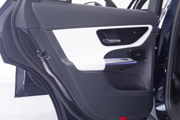 GLCクーペ 220d 4マチック コア (ISG) AMGラインパッケージ 4WD