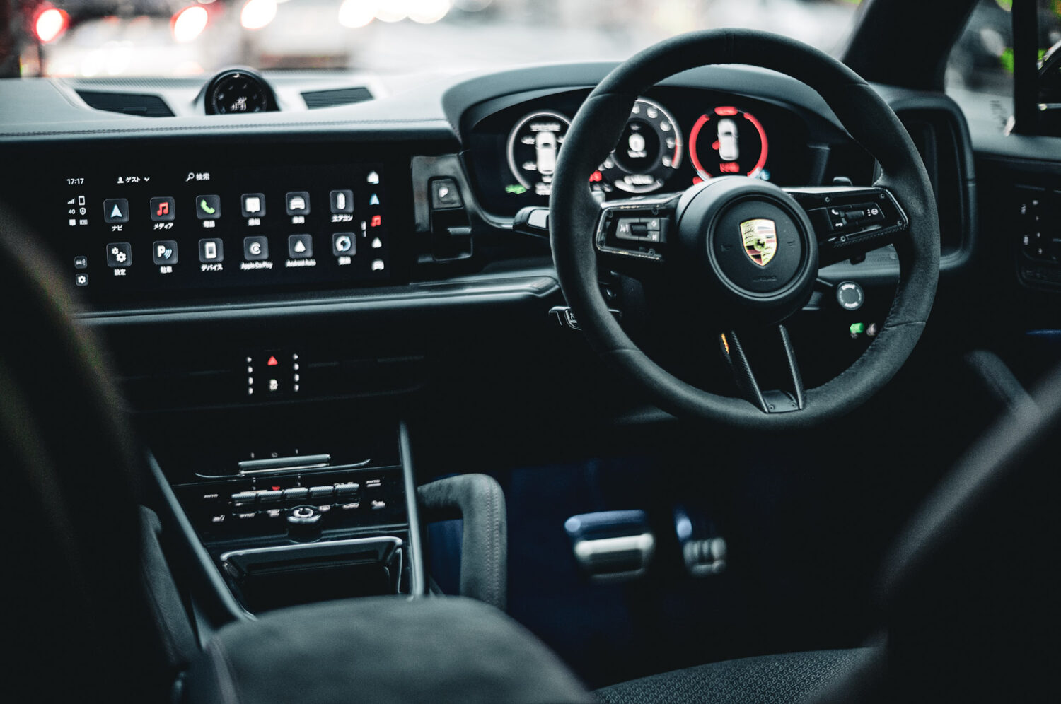 ポルシェ・カイエンGTS（2024）赤を選ぶという意思