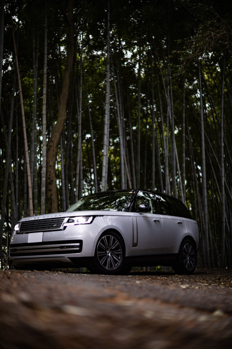 レンジローバー オートバイオグラフィ（2023）我慢のないレンジローバー