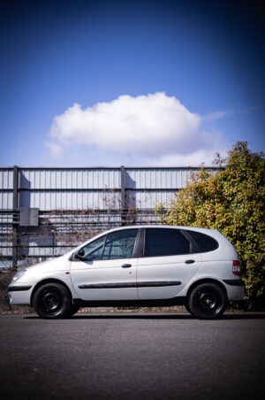 ルノー・セニック（2001）ミニバンの先駆者