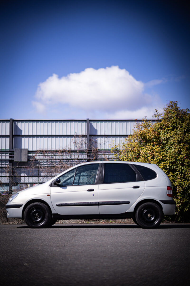 ルノー・セニック（2001）ミニバンの先駆者