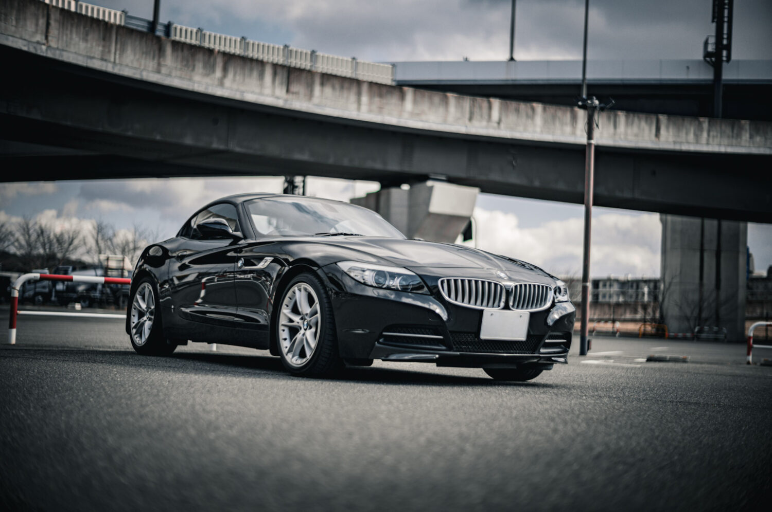 BMW・Z4（2009）古典的スポーツカーのかたち