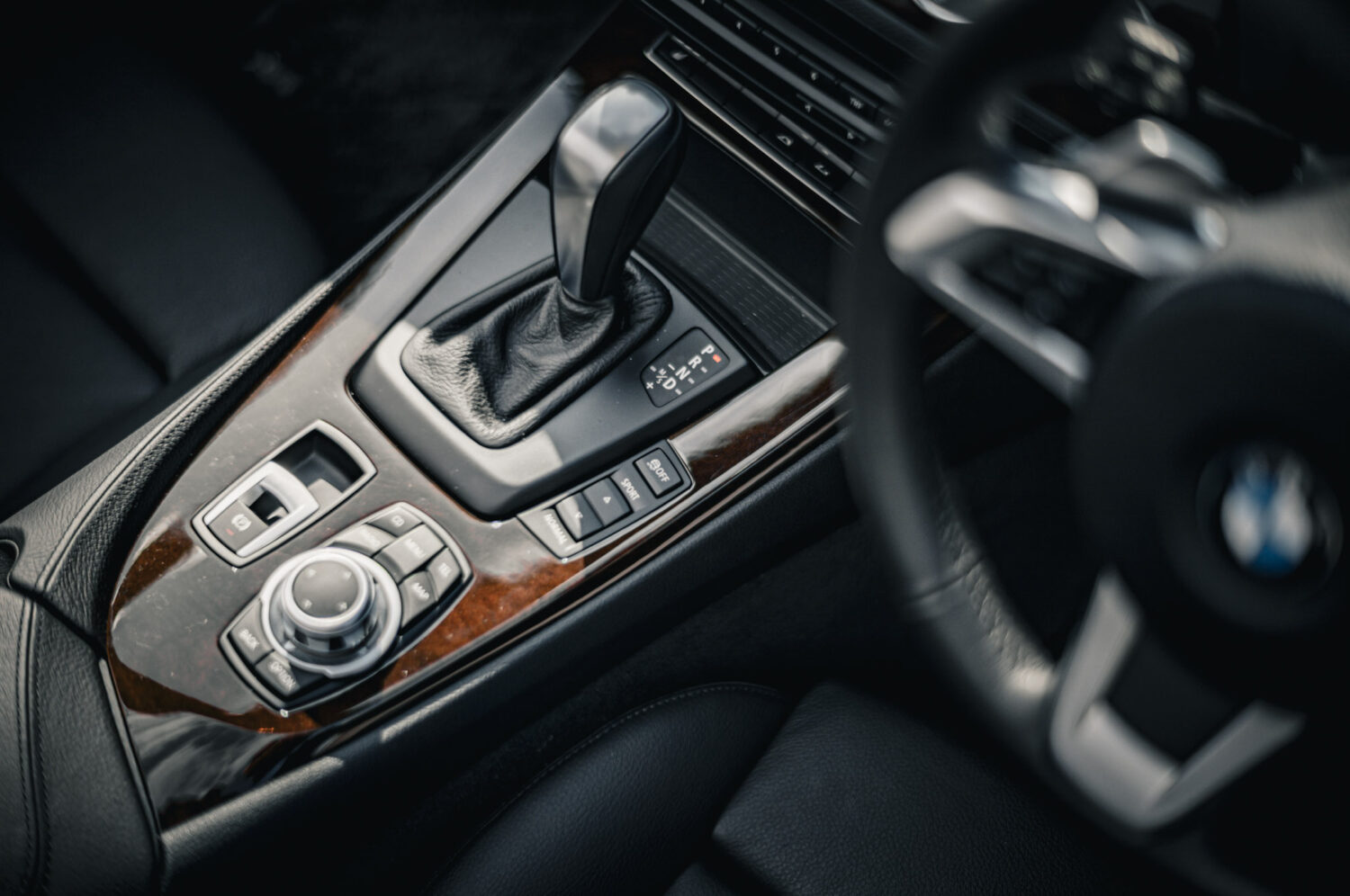 BMW・Z4（2009）古典的スポーツカーのかたち