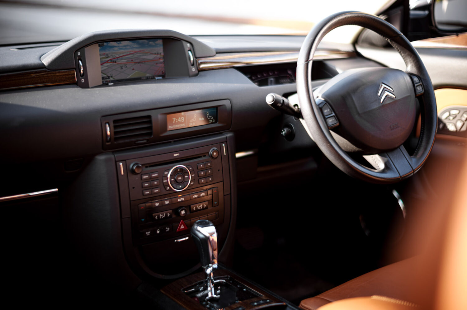 シトロエン・C6エクスクルーシブ（2008）唯一無二の存在