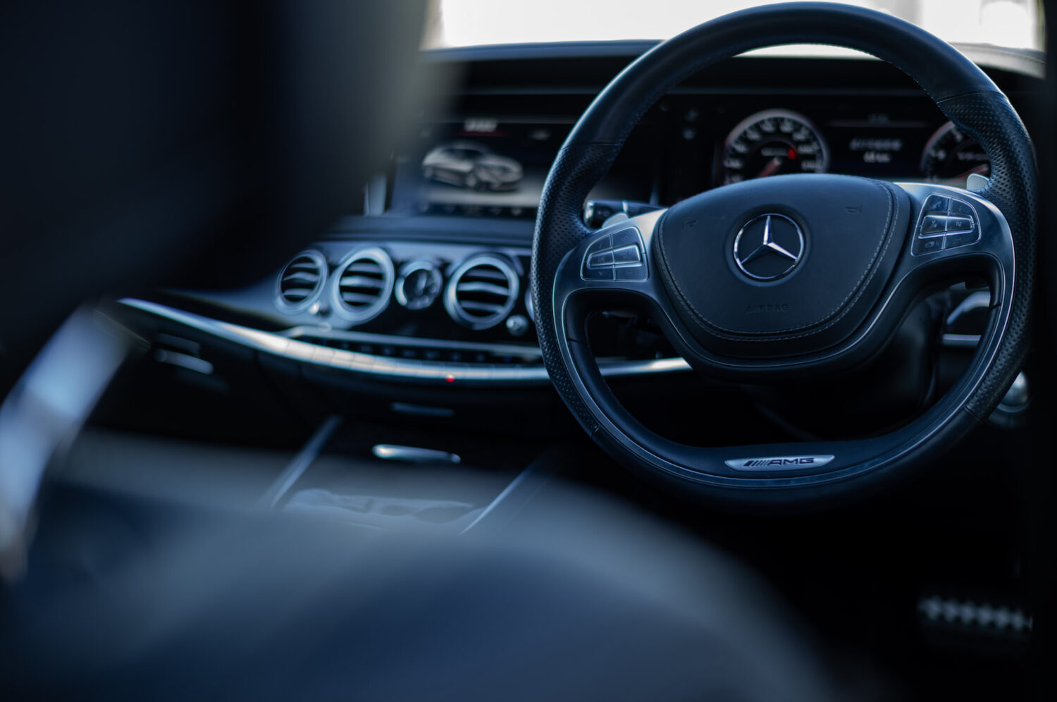 メルセデスAMG・S63（2014）フラグシップに潜む野性