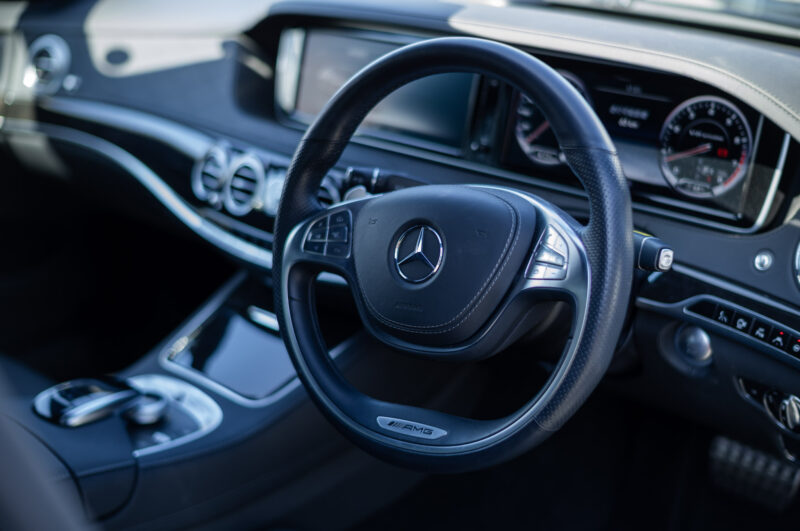 メルセデスAMG・S63（2014）フラグシップに潜む野性