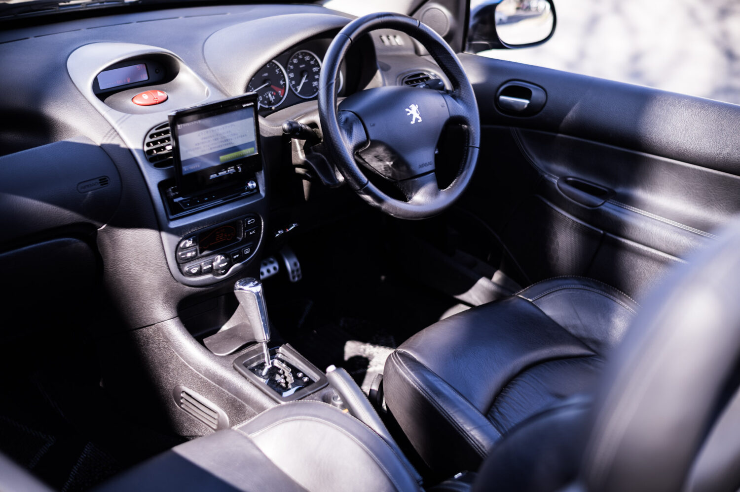 プジョー・206CC（2006）一粒で三度美味しいクルマ