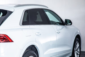 Q8 55TFSIクワトロデビューPラグジュアリー4WD