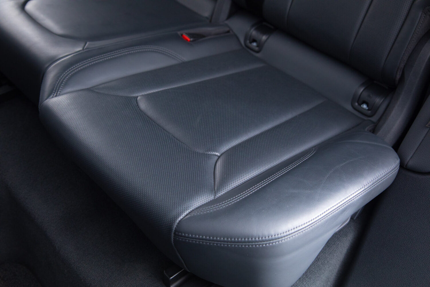 Q8 55TFSIクワトロデビューPラグジュアリー4WD