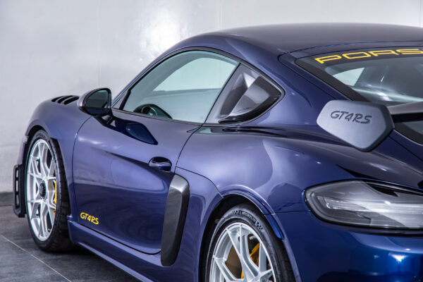 ポルシェ 718ケイマン GT4 RS PDK