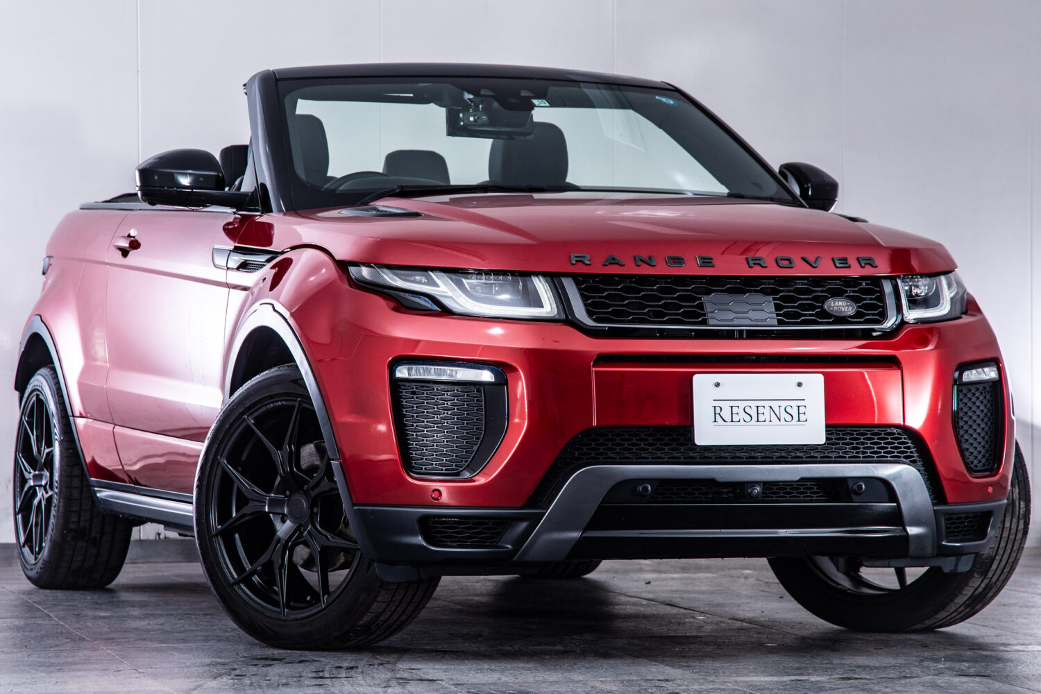 レンジローバーイヴォーク HSE ダイナミック 4WD