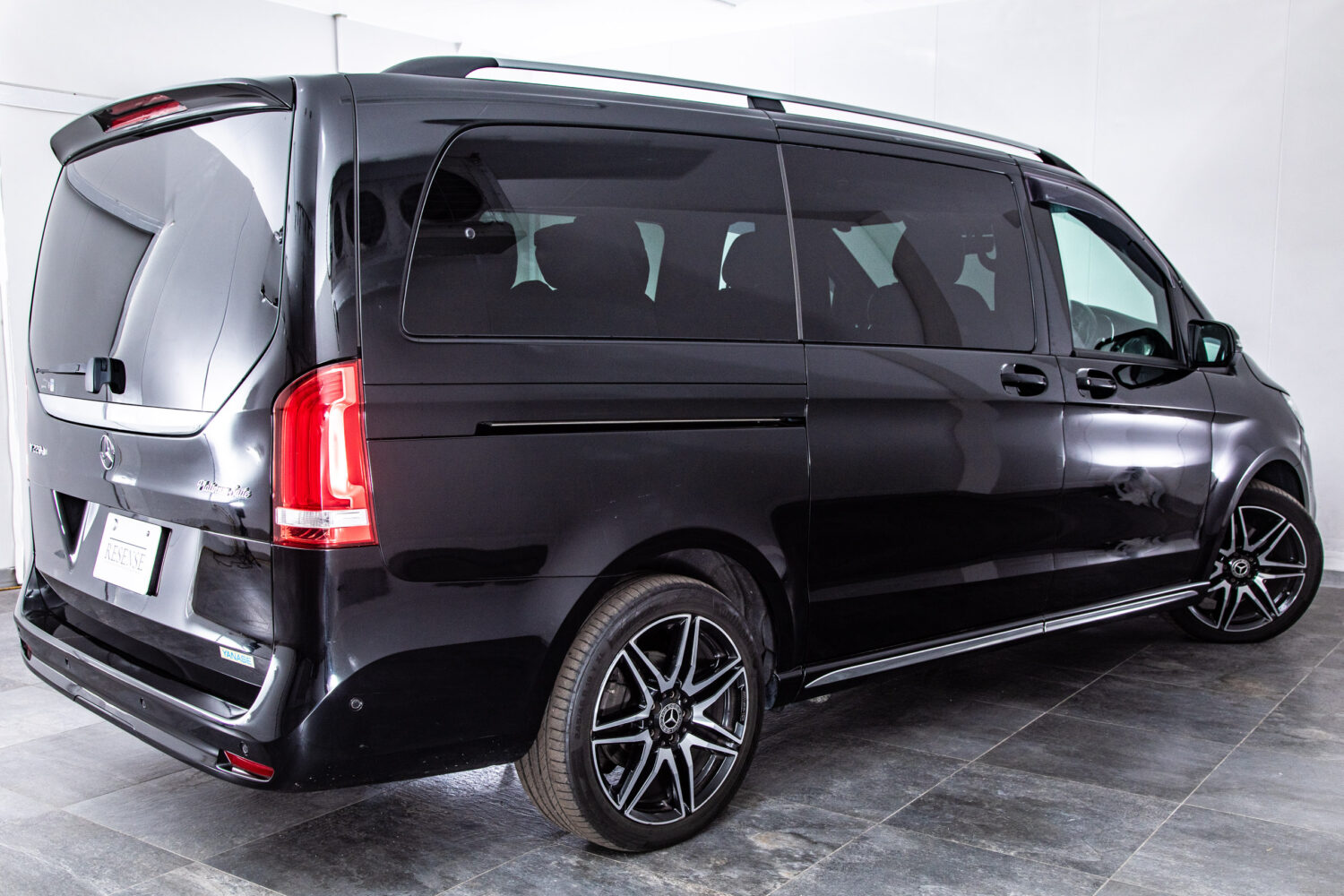 Vクラス V220 d エクスクルーシブ ロング プラチナスイート ディーゼルターボ