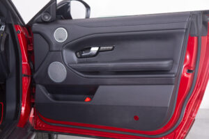 レンジローバーイヴォーク HSE ダイナミック 4WD