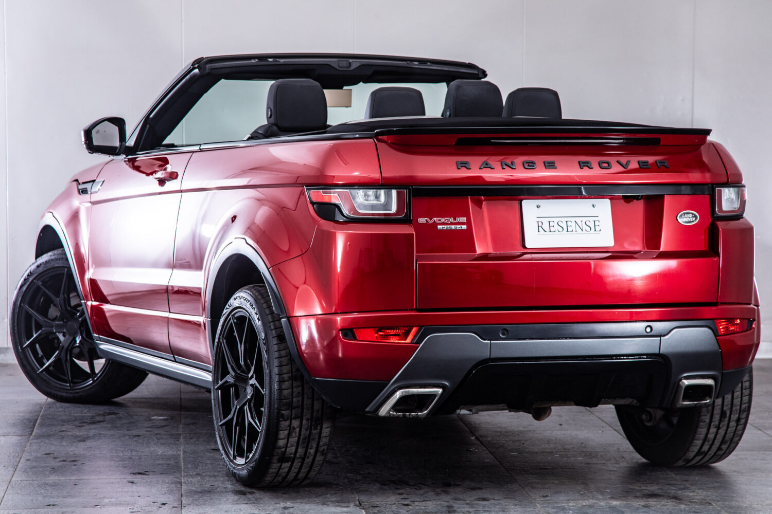 レンジローバーイヴォーク HSE ダイナミック 4WD