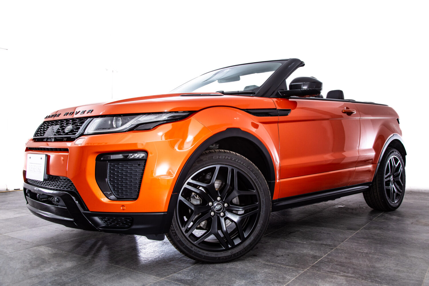 レンジローバーイヴォークコンバーチブル HSE ダイナミック 4WD